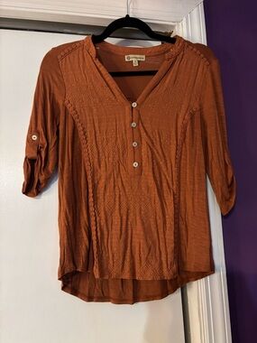 Democracy Rust Henley Button-Front Knit Top